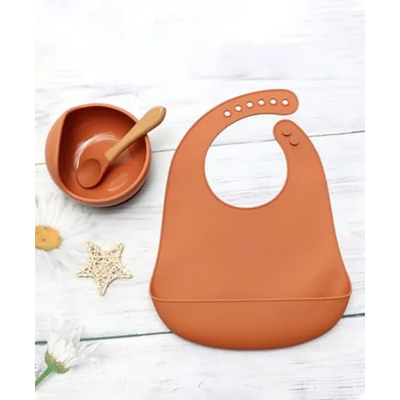 Kids Station Easy to Carry Silicone Baby Feeding Set – Bowl – Spoon – Make Mealtime Fun and Easy – Tableware Meal Utensils for Kids with Suction – Baby Feeding Product Set of 3 – Orange