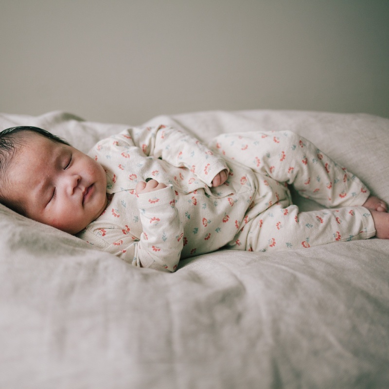 Riffle (Amsterdam) – Organic Pointelle Romper – Beach Flower