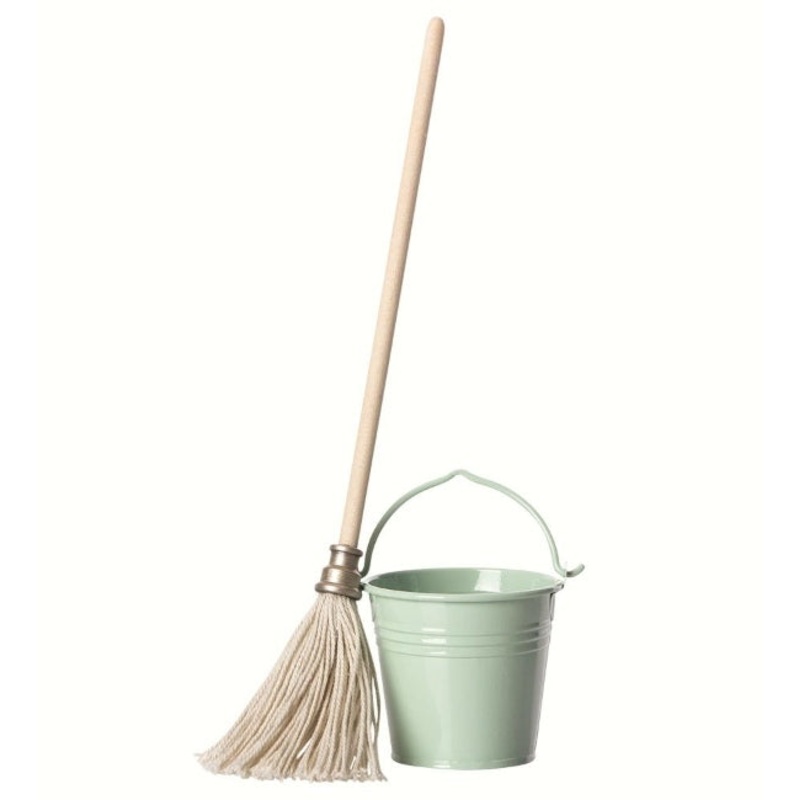 Bucket and Mop – Miniature