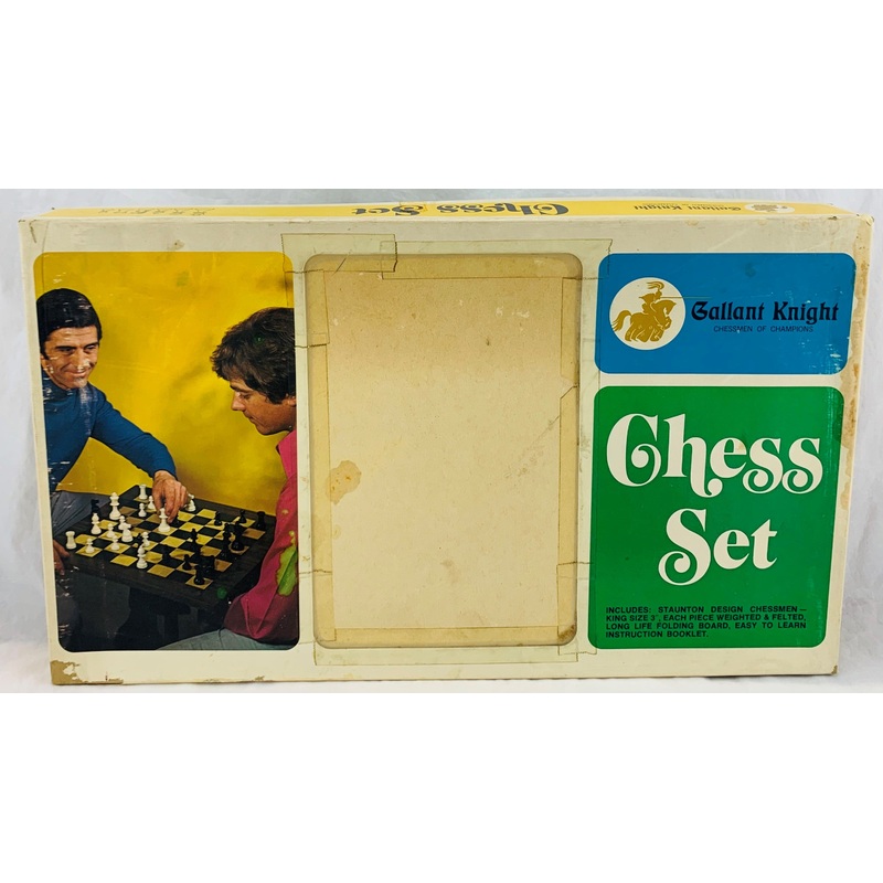 Gallant Knight Chest Chess – 1960 – Arrco – Very Good Condition