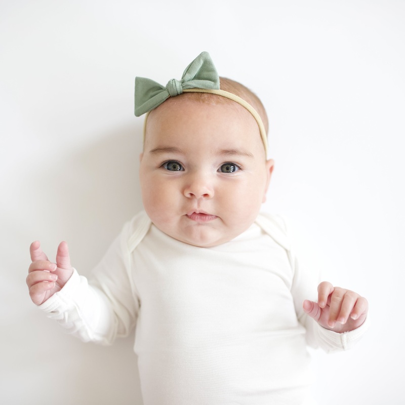 Tiny Nylon Bow in Thyme