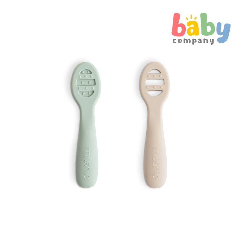 Mushie First Feeding Baby Spoons 2 pack – Cambridge Blue/Shifting Sand
