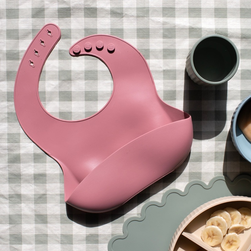 Mabel & Fox – Silicone Bib – Pink