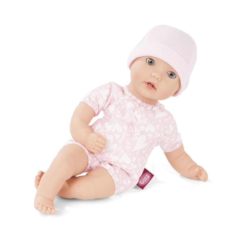 Cosy Aquini to dress