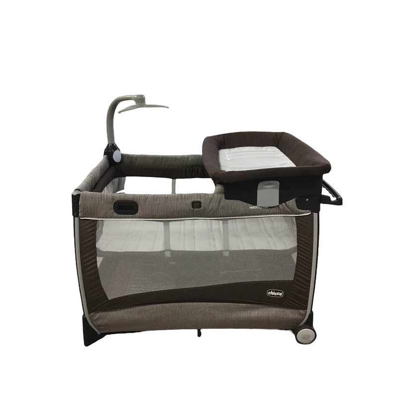 Chicco Lullaby Magic Playard