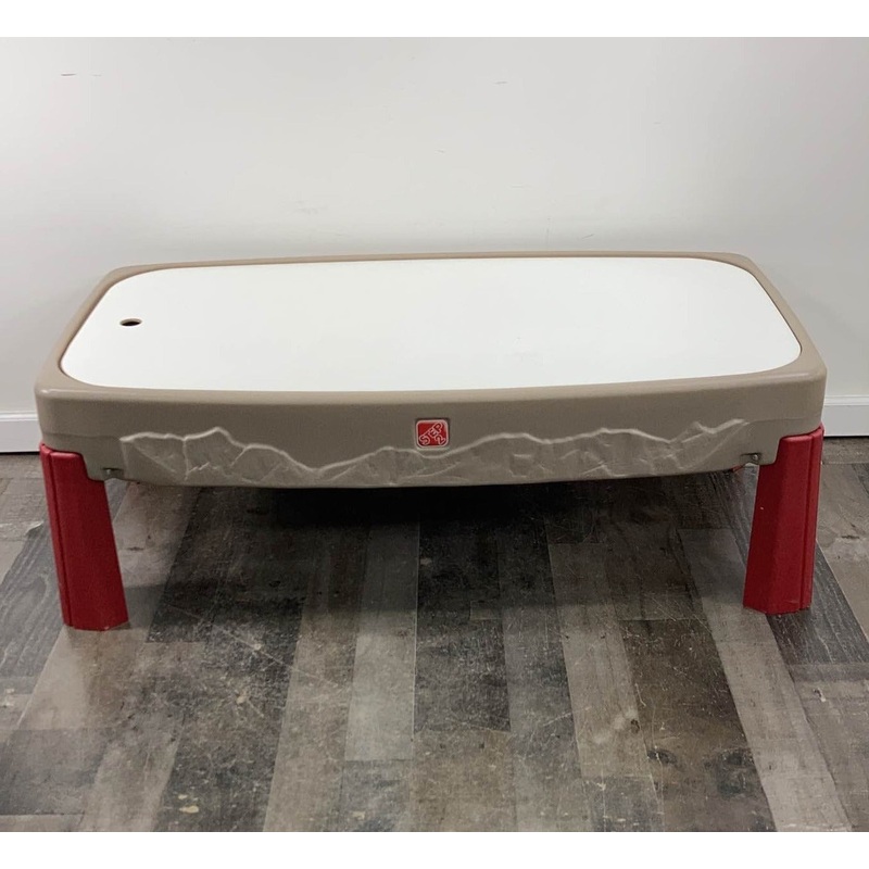 Step2 Deluxe Canyon Road Train & Track Table With Lid