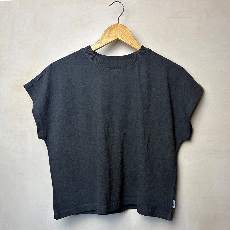 Jeanne Tee in Almost Black by Le Bon Shoppe