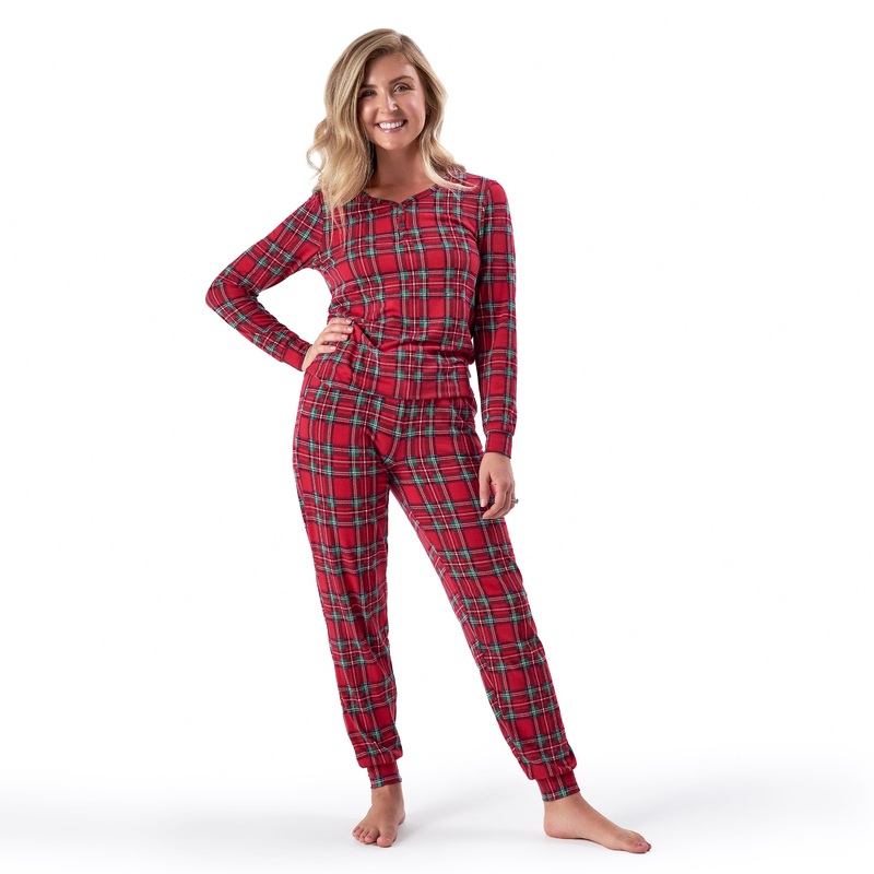 2-Piece Women’s Stewart Plaid Hacci Pajama Set