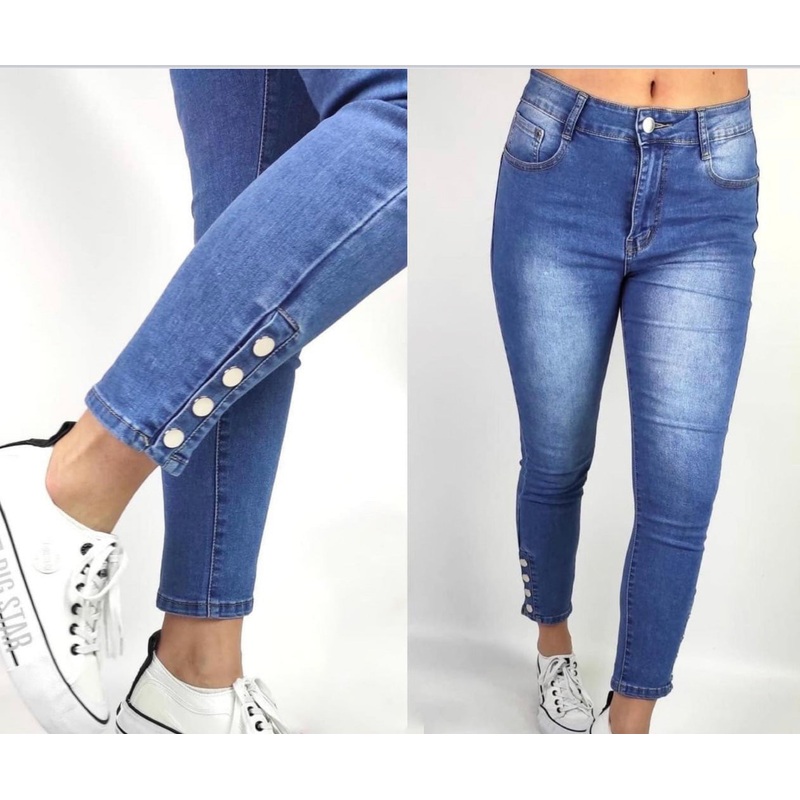 Women’s Butt Lifting High Waisted Jeans With Snaps on Legs | HAL-197