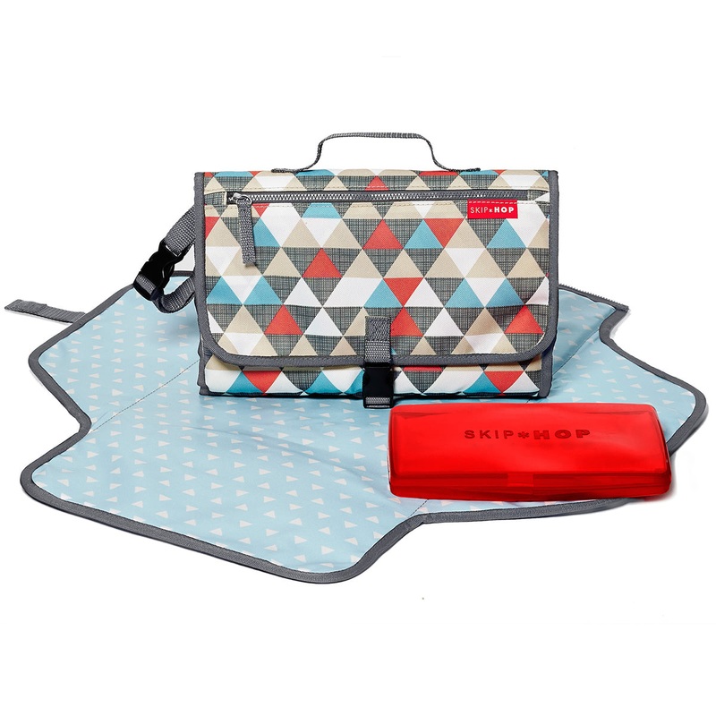 Skip Hop Pronto Changing Station – Triangles