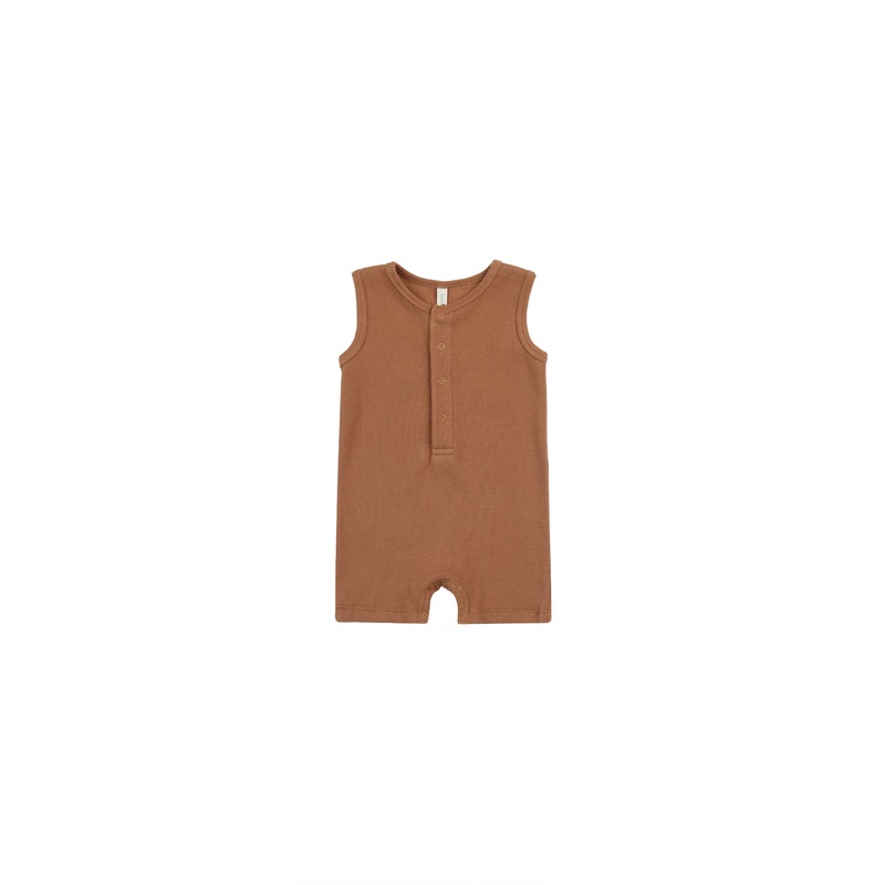 QUINCY MAE RIBBED HENLEY ROMPER – CLAY