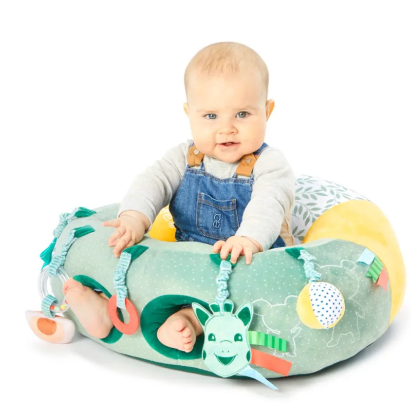 SOPHIE LA GIRAFE PADDED FOAM BABY SEAT & PLAY